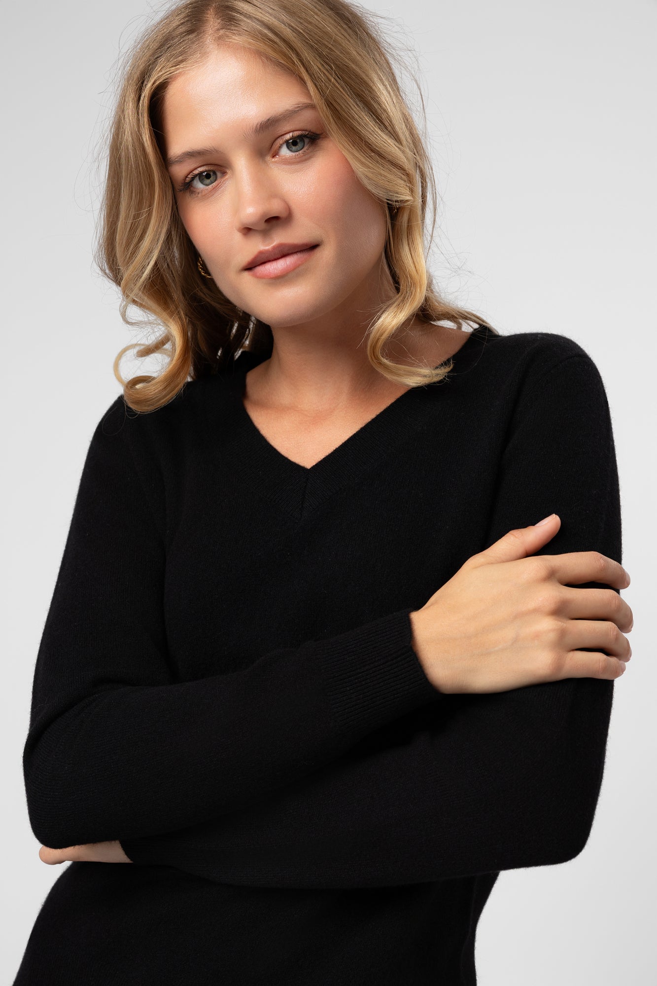 Kötött kapucnis pulóverek