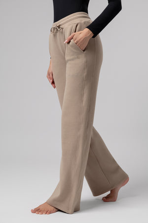 lelosi supercomfort melegítőnadrág saweetie 1