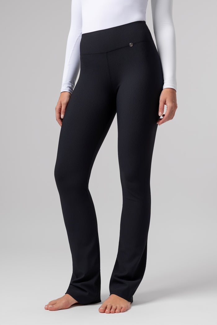 lelosi_move_bootcut leggings elowen_1